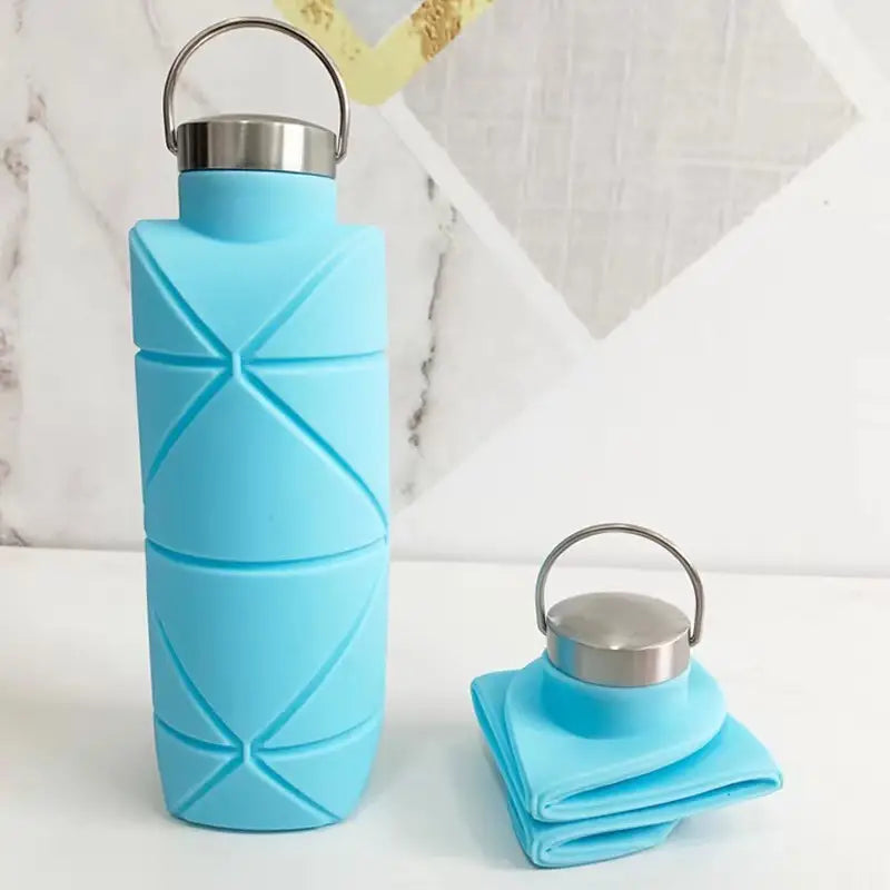 Collapsible BPA-Free Silicone Water Bottle 25oz