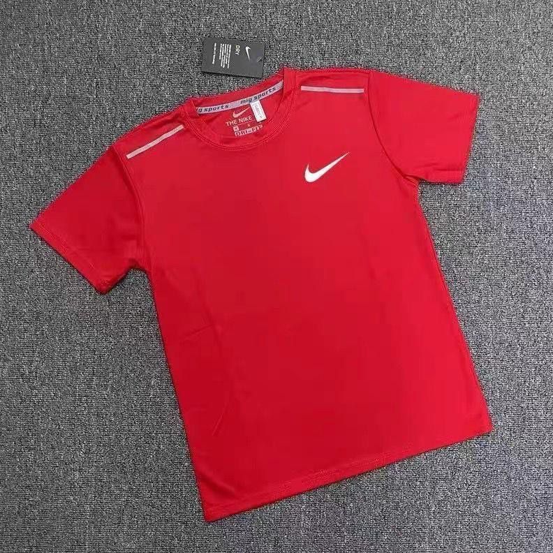 Quick-Dry Athletic T-Shirt for Running and Fitness