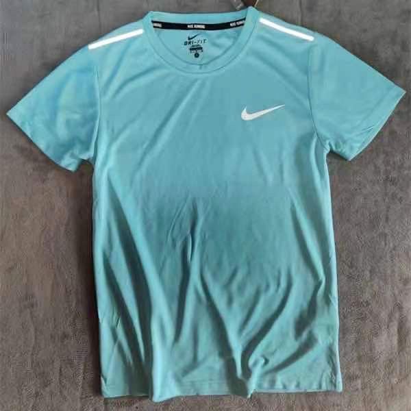 Quick-Dry Athletic T-Shirt for Running and Fitness