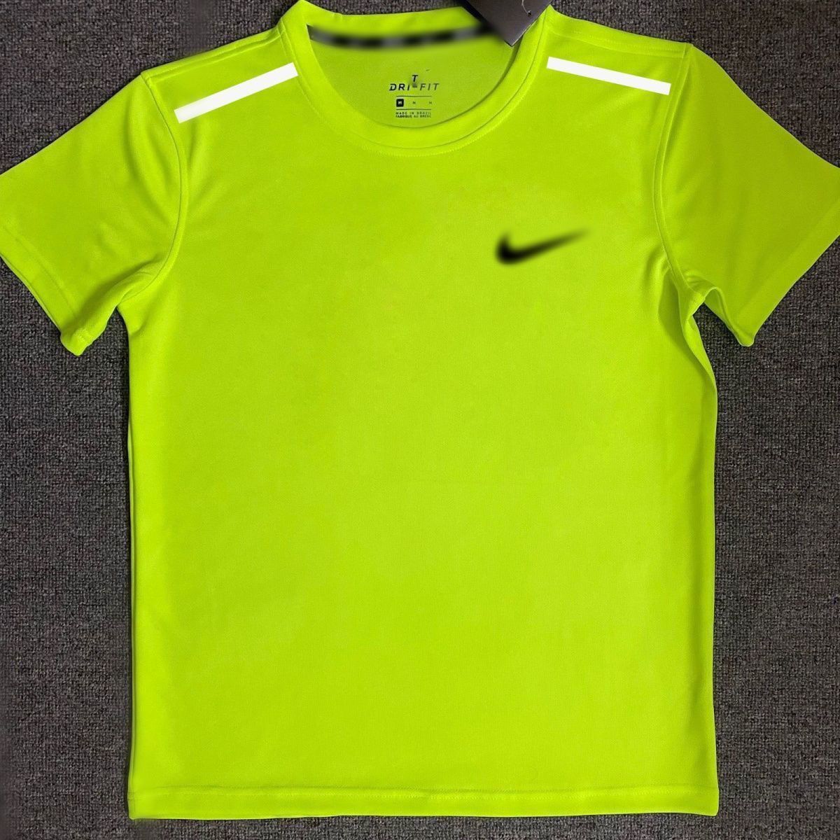Quick-Dry Athletic T-Shirt for Running and Fitness
